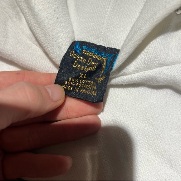 90s UNLV Runnin Rebels raglan hoodie - Picture 2 of 2